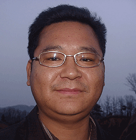 추모제에 세원테크 그 푸른 깃발은 없지만