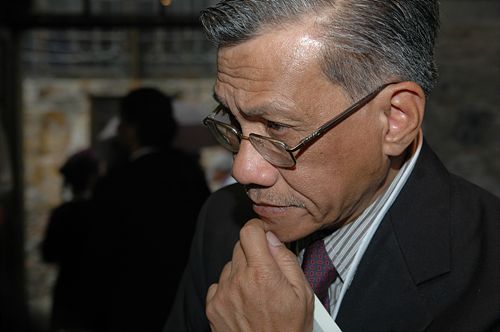 “미국은 지금 동맹국들을 쥐어짜고 있다”