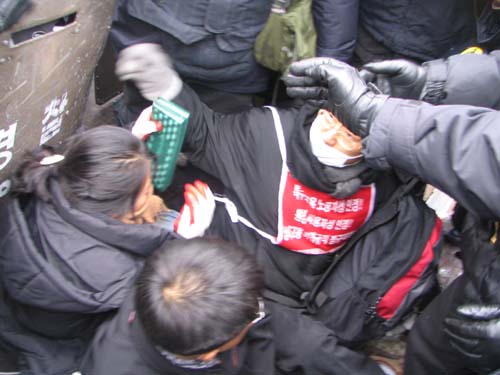 [2005년 하반기 비정규법 총파업투쟁] “강력한 노농연대를 만들자”