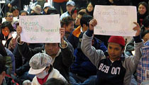 Release Political Prisoners ‘정치 수감자를 석방하라’