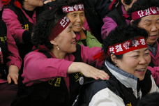 “사람답게 살게 해준 노조, 뺏길 수 없다”