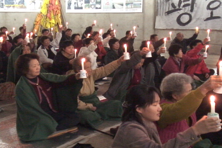 촛불행사장에 난로놓기/ 800일째 촛불행사