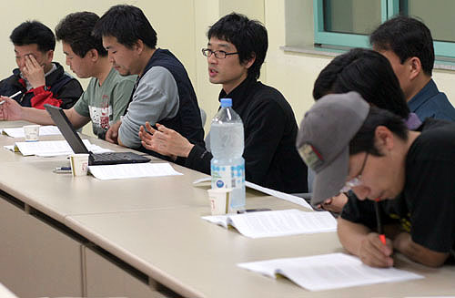 종이신문,라디오,미디어센터.. 상상과 실천으로