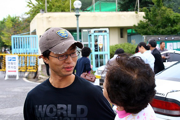 \”병역거부권을 하나의 평화적 권리로\”