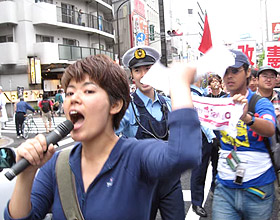 아베를 타도했다! 자민당 쳐부수자! 민주당으로 바뀌지 않는다! 노동자에게 권력을 달라!
