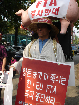 [alter-globalization] FTAs will bring the society in the Dead-Mire