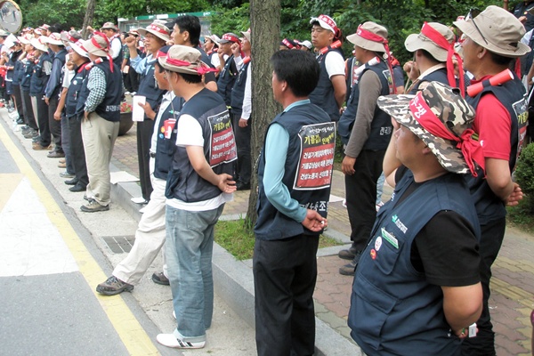 \”잘못된 관행이 바뀌기 전까지 파업은 계속\”