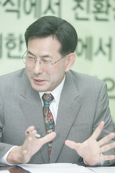 주경복, \”사교육비 1인 147만 원 절감\”