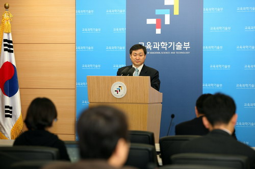 교원노조 단협, 4년 전부터 효력 없었다?