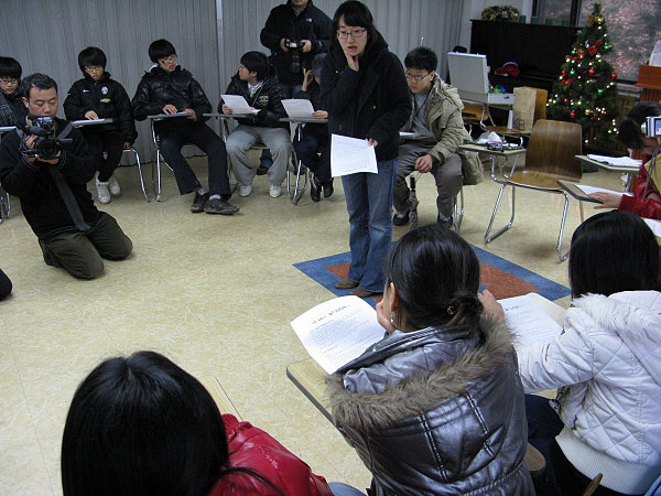 “선생님, 개학식도 함께 해요”