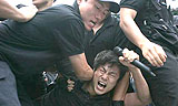 [위기의 쌍용자동차] 용산참사 범국민 추모의 날도 무작정 연행