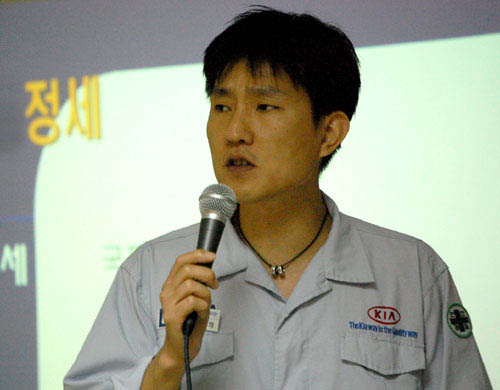 [평화누리통일누리] 기아차 노동자에 대한 믿음으로 교육에 최선을 다하는 사람 – 기아차 노동조합 홍영의 교육팀장