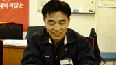 우리는 퇴근할테니 아쉬우면 사람 뽑으시게!