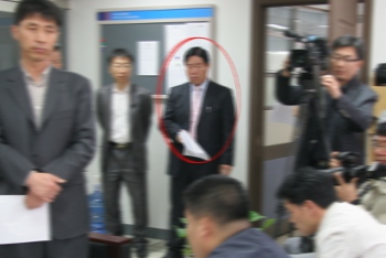 김승환, “나도 사찰하는 것 아니냐”