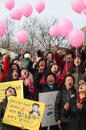 [사회진보연대의 주간지 사회화와 노동] 여성노동자들이 나서서 노동운동의 미래를 바꾸자!
