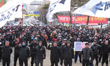 “경찰은 버스 회사 도둑부터 수사해라”