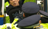 공무원 해고자 노숙농성장 강제 철거, 5명 연행