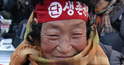 [최인기의 사진세상] 사람 냄새 물씬 풍기던 시장은 사라지고 남은 건 경쟁뿐