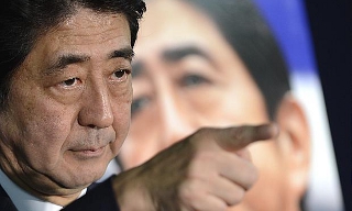 일본 우익의 부상, “노동자에겐 정치적 재난”