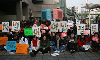 2012 세계이주민의 날 페스티벌, 수원역 앞 열려