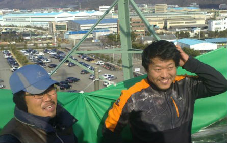 현대차 울산 송전탑 의료진 올라가 농성 2명 진료