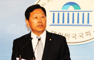강동원 정의당 탈당, 무소속 후 안철수 쪽에 무게