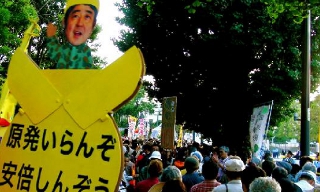 일본 6만 명, 원전 재가동 반대 국회 포위