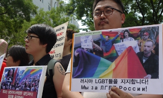 러시아 의회, 동성애 혐오 입법…한국서도 반대 운동