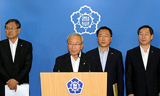‘노동’ 외면, ‘고용’ 집착하더니 결국 비정규직 확대