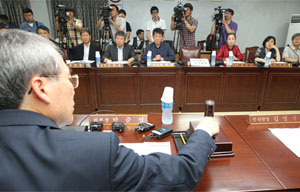 박근혜, 절묘하고 애매한 MB 차별화 최저임금 확정