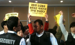 정부 TPP 참여 ‘관심 표명’…노동자·농민단체 반발 확산