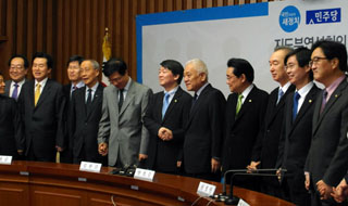 민주당-안철수 지도부 회동, “공천지분 줄다리기 안 한다”