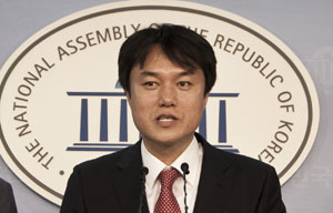 노동당 김종철, 동작을 출마 선언…“새정연 넘는 다른 대안”