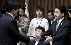 “심재철·조원진 세월호 국정조사 망치지 말고 사퇴해야”