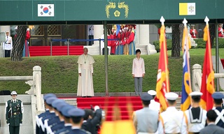 발전은 경제가 아니라 “사람 중심”이어야