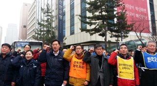 새누리당-새정연 \’연금 특위\’ 밀당에 “교원·공무원 노후 팽개친 정치 야합”