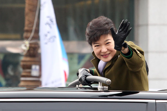 [양규헌 칼럼] 근혜실록 보부상 성완종편