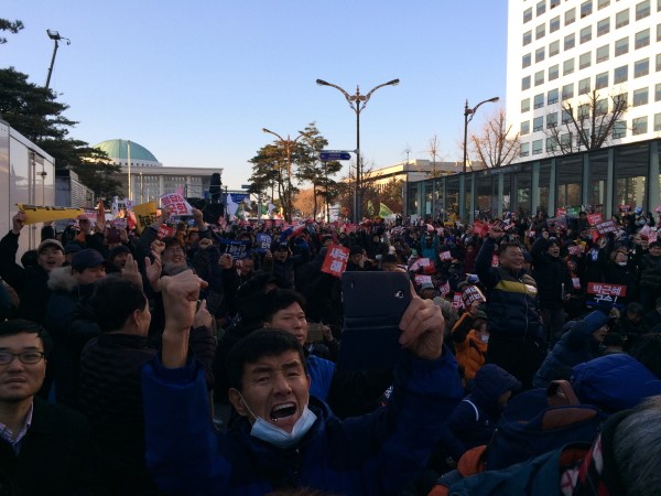 혁명의 서곡, 우리의 힘을 믿어야한다