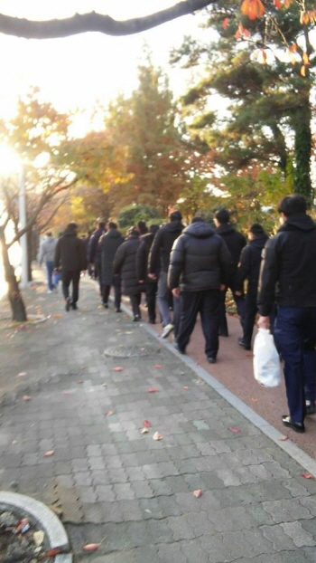한국지엠 창원공장 용역 투입…순찰로 노조 사찰