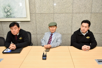 콜텍 교섭 난항…사측, ‘복직 당일 퇴사’ 고집하나