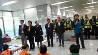 [연정의 바보같은사랑] 우리는 문재인 대통령의 약속을 지켜주기 위해 투쟁하고 있는 것