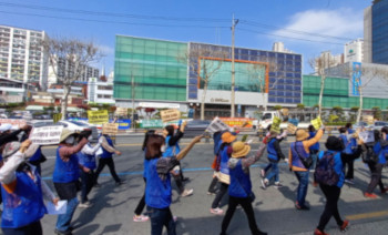 [연정의 바보같은사랑] “산재신청 하면 회사 그만둬야 돼요”