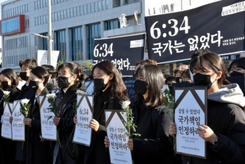 [랑희의 질문들] 책임지지 않는 책임자들