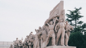 [화성, 어쩌다 사회주의] 라이프 온 마스, 화성 사회주의
