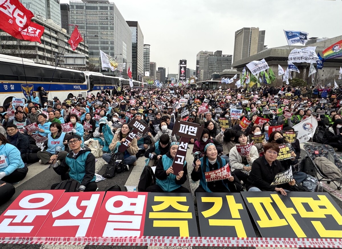 “민주주의 배신한 헌재”…”노동자∙시민 총파업으로 윤 파면 강제하자”